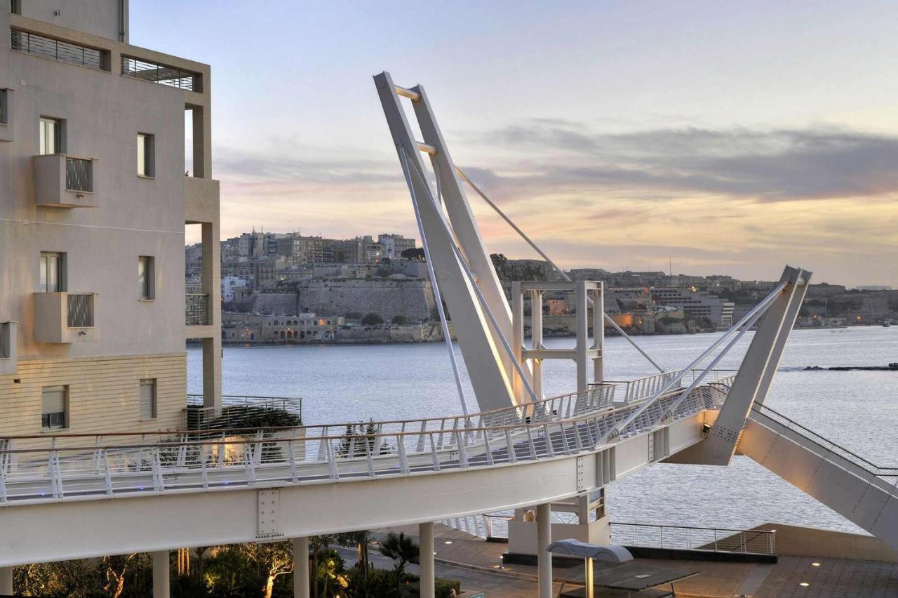 Modern 3 Bedroom Apartment In Central Sliema Ngoại thất bức ảnh